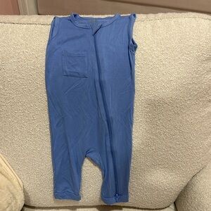 Kyte Baby romper.  2 way zipper.
